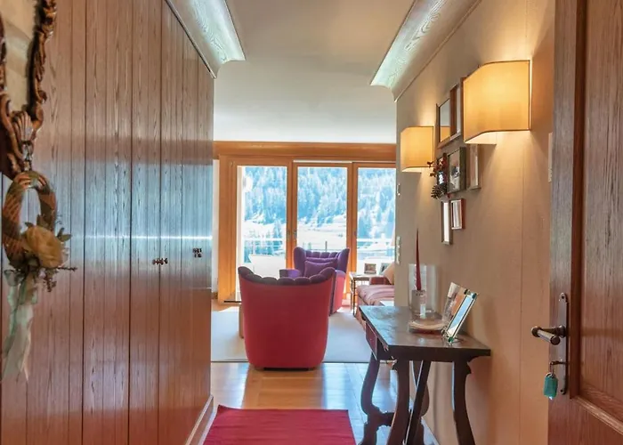 Chesa Viroula - * Zuoz