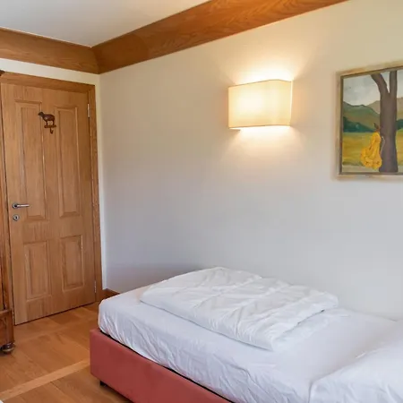 Chesa Viroula - * ツオウ