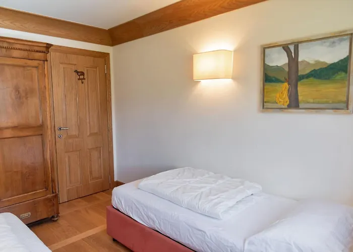 Chesa Viroula - * Zuoz